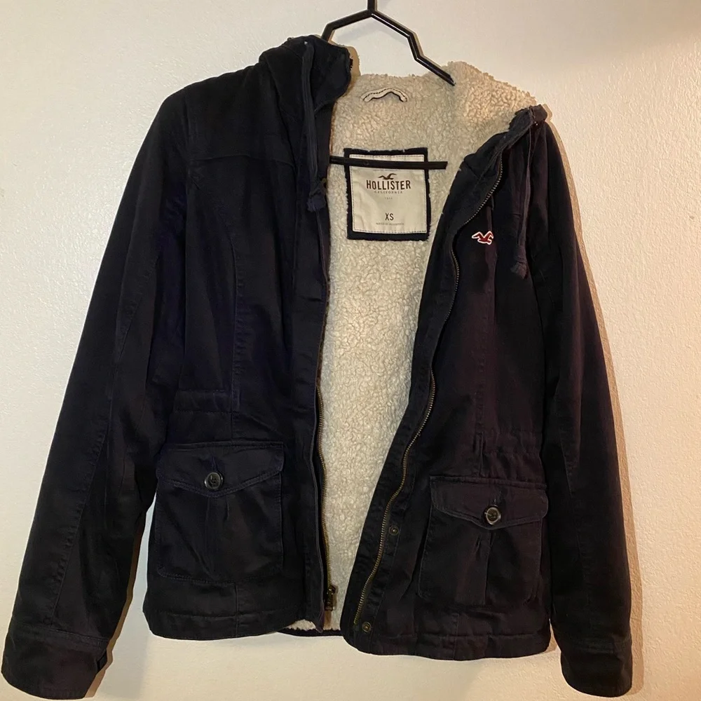 Hollister Sherpa Fur Coat - Picture 4 of 10